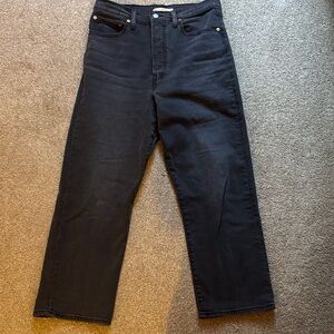 Levi's Women's Dark Ankle Jeans